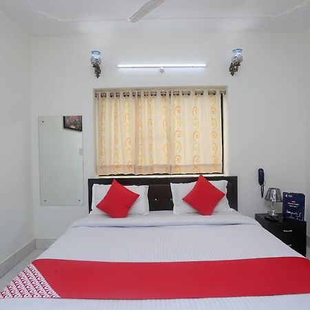 Oyo 18301 Hotel A-One Alwar Luaran gambar
