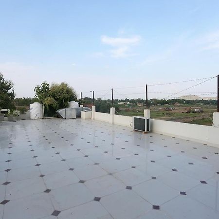 Oyo 18301 Hotel A-One Alwar Luaran gambar