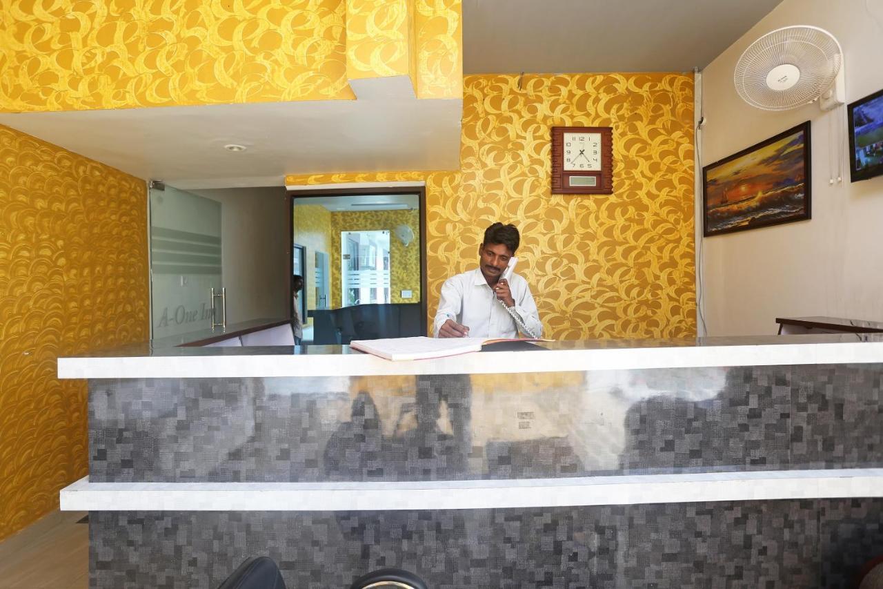 Oyo 18301 Hotel A-One Alwar Luaran gambar