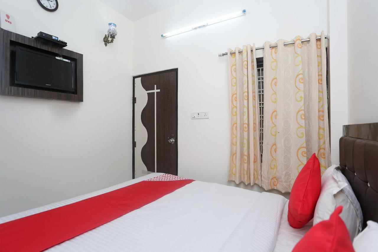 Oyo 18301 Hotel A-One Alwar Luaran gambar