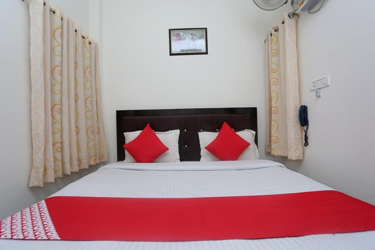 Oyo 18301 Hotel A-One Alwar Luaran gambar
